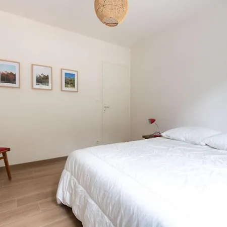 Maison Proche Mer, Jardin & Plancha - 6 Pers